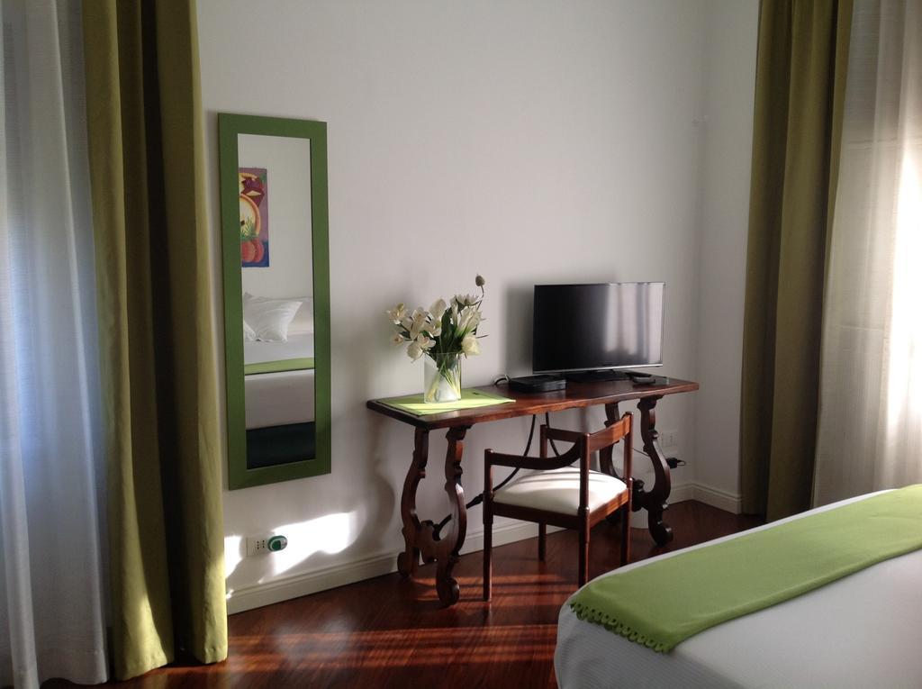 B&B Mondello Holiday Palermo Room photo